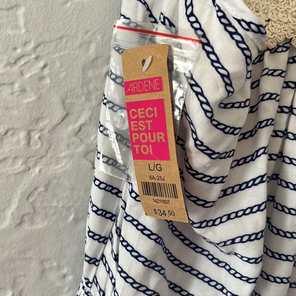 Romper NWT - Picture 4 of 4